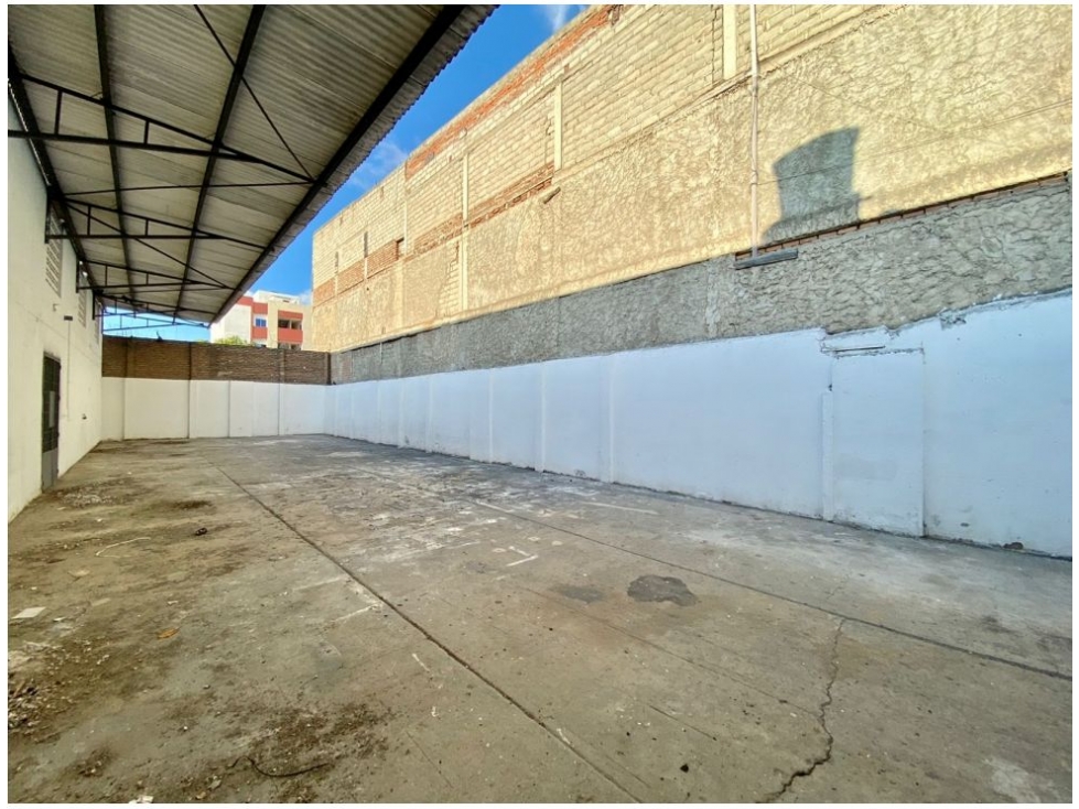 Bodega en venta en Mercado, Santa Marta, 1060 m² · foto 3 de 10