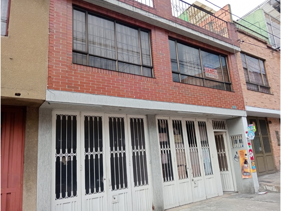 Casa en venta en Villa Gladys, Bogotá · foto 2 de 16