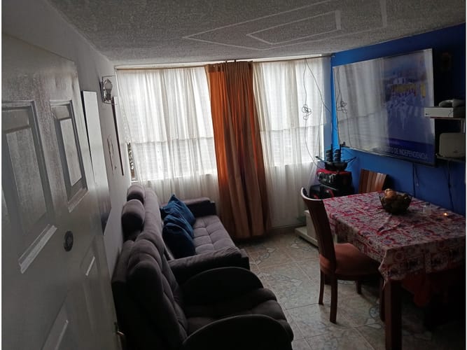 Apartamento de 3 alcobas en venta en Centro Engativa, Bogotá, 49 m² · foto 3 de 24