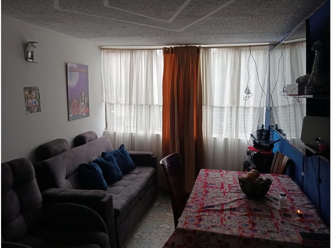Apartamento de 3 alcobas en venta en Centro Engativa, Bogotá, 49 m² · foto 5 de 24