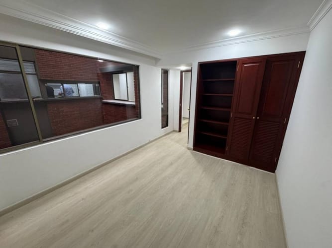 Apartamento en venta en Los Rosales, Bogotá · foto 13 de 22