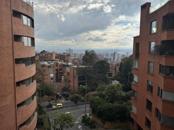 Apartamento en venta en Los Rosales, Bogotá · foto 20 de 22