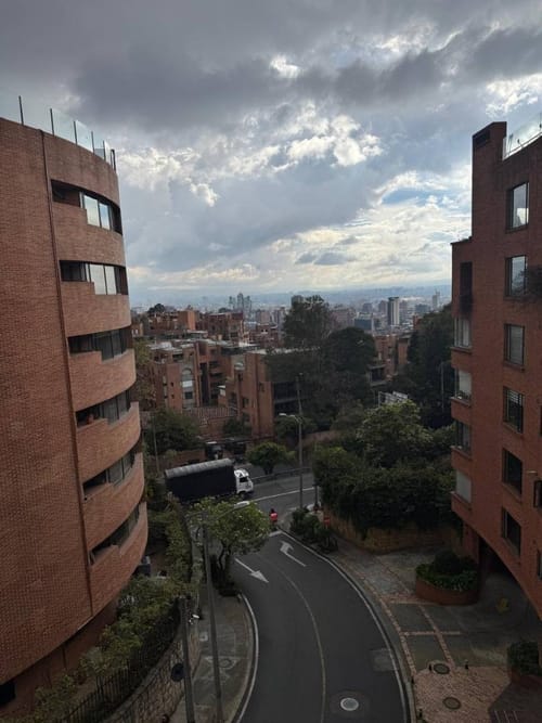 Apartamento en venta en Los Rosales, Bogotá · foto 21 de 22