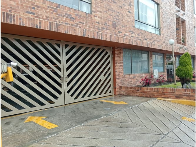 Apartamento en venta en Minuto De Dios, Bogotá · foto 3 de 24