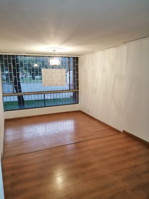 Apartamento en venta en Mirandela, Bogotá · foto 4 de 15