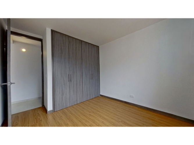 Apartamento de 2 alcobas en venta en Cr Santillana, Mosquera, 73 m² · foto 5 de 17