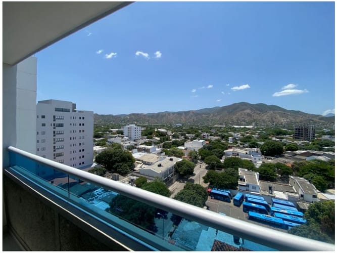 Apartamento de 3 alcobas en venta en Delicias, Santa Marta, 112 m² · foto 2 de 19