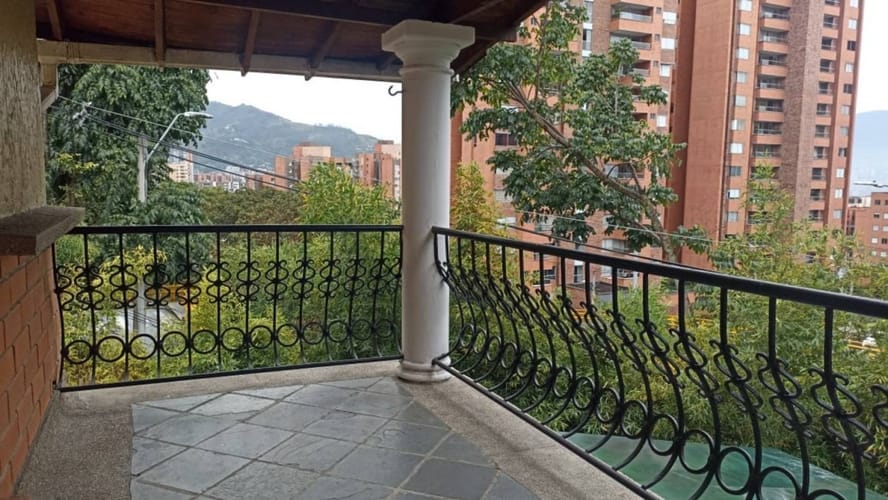 Casa de 4 alcobas en venta en Loma Del Esmeraldal, Envigado, 277 m² · foto 10 de 24