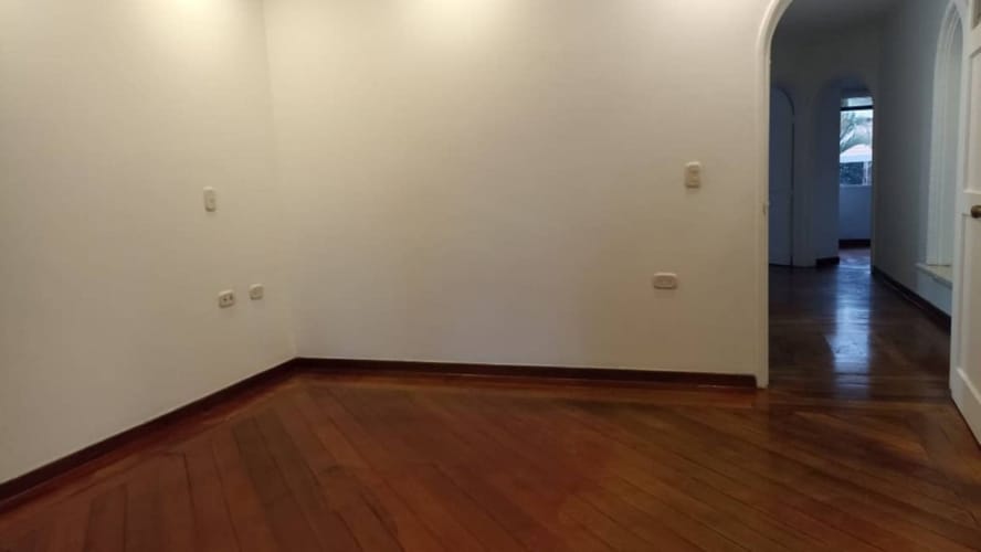 Casa de 4 alcobas en venta en Loma Del Esmeraldal, Envigado, 277 m² · foto 13 de 24