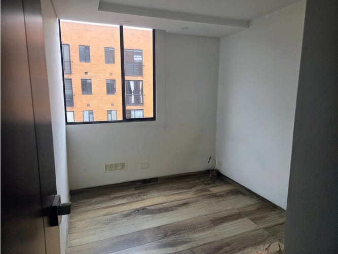 Apartamento de 3 alcobas en venta en Hacienda Madrid El Prado, Madrid, 59 m² · foto 21 de 24