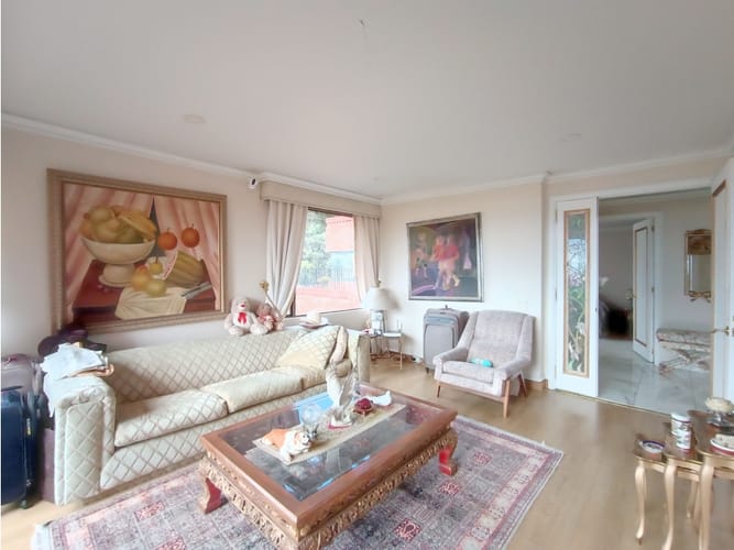 Apartamento de 4 alcobas en venta en Chico, Bogotá, 400 m² · foto 21 de 24