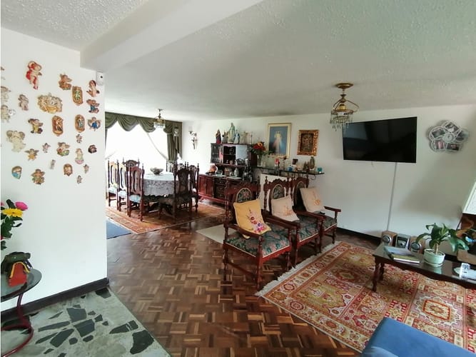 Casa en venta en La Castellana, Bogotá · foto 5 de 24