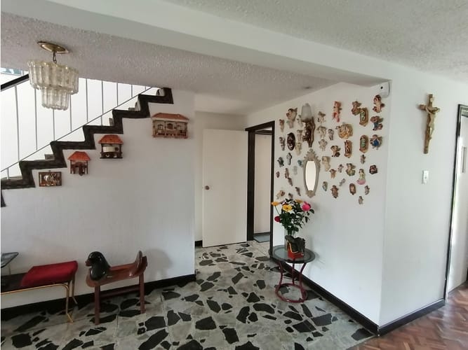 Casa en venta en La Castellana, Bogotá · foto 8 de 24