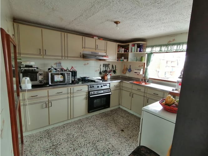 Casa en venta en La Castellana, Bogotá · foto 12 de 24