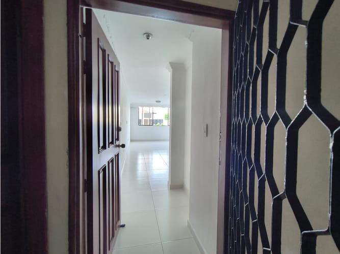 Apartamento de 3 alcobas en venta en Palma Real, Santa Marta, 95 m² · foto 3 de 24