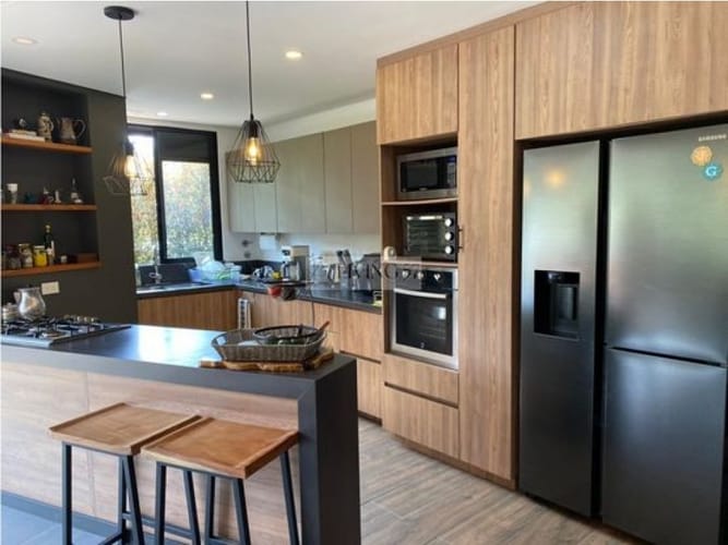 Casa de 3 alcobas en venta en El Retiro, 332 m² · foto 7 de 24