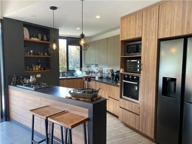 Casa de 3 alcobas en venta en El Retiro, 332 m² · foto 8 de 24