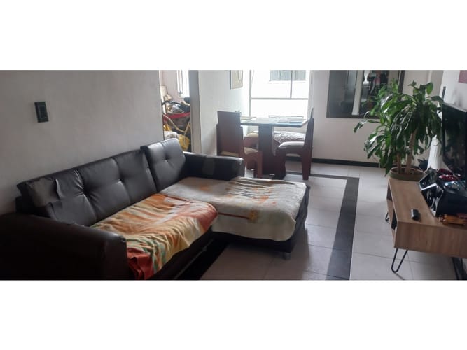 Apartamento de 2 alcobas en venta en Toscana, Bogotá, 50 m² · foto 2 de 11