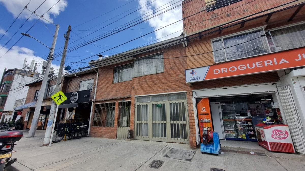 Casa en venta en Castilla, Bogotá · foto 3 de 24