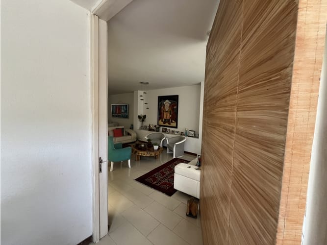 Casa de 4 alcobas en venta en El Bosque, Cali, 430 m² · foto 2 de 24