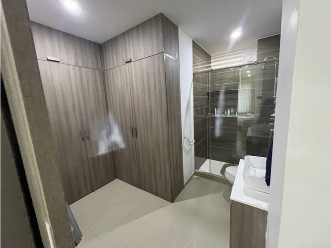 Casa de 4 alcobas en venta en El Bosque, Cali, 430 m² · foto 9 de 24