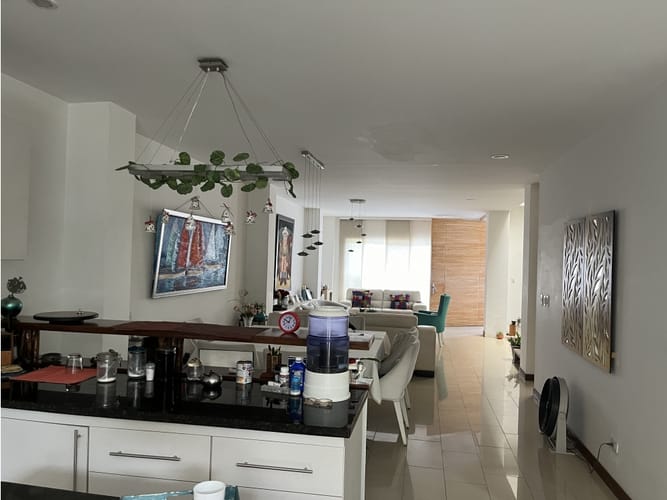 Casa de 4 alcobas en venta en El Bosque, Cali, 430 m² · foto 14 de 24