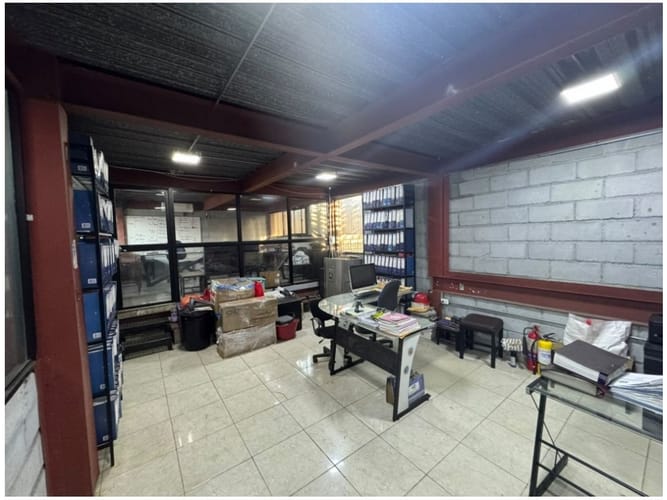 Bodega en arriendo en Centro, Santa Marta, 750 m² · foto 2 de 8