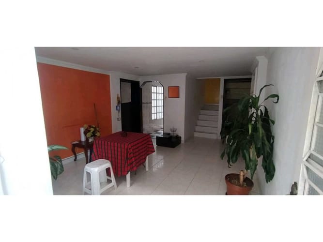 Casa de 8 alcobas en venta en Muzu, Bogotá, 86 m² · foto 4 de 24