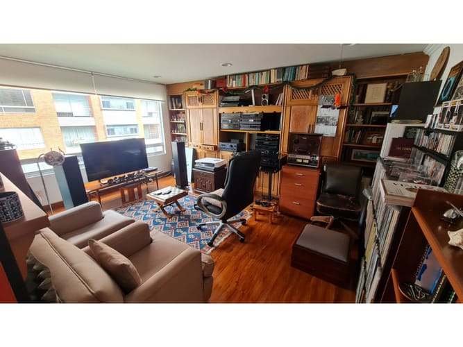 Apartamento de 3 alcobas en venta en San Patricio, Bogotá, 240 m² · foto 5 de 20