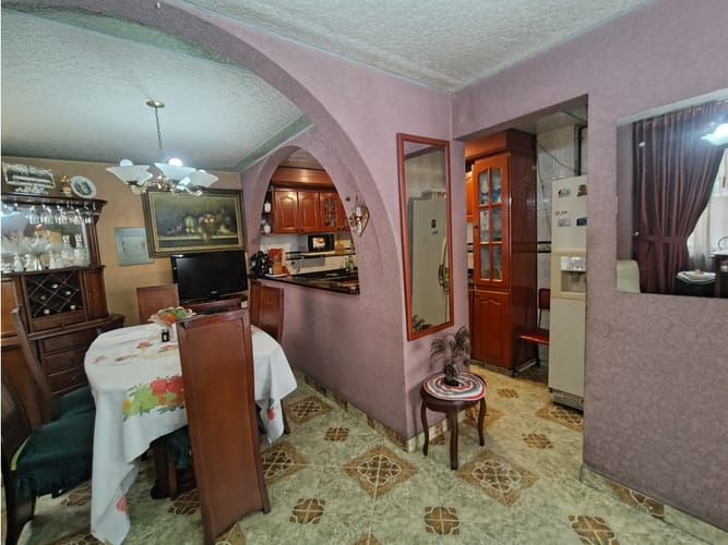 Casa de 5 alcobas en venta en Engativá, Bogotá, 120 m² · foto 3 de 20