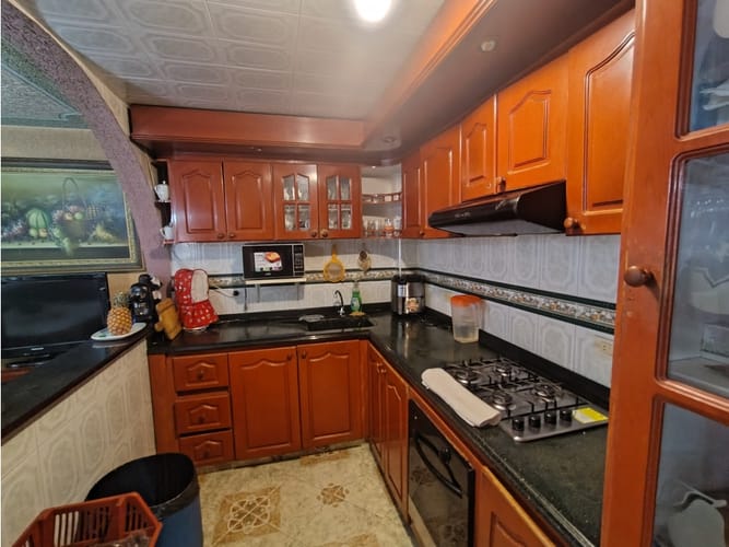 Casa de 5 alcobas en venta en Engativá, Bogotá, 120 m² · foto 6 de 20