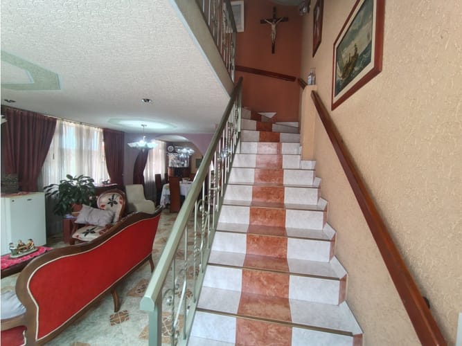 Casa de 5 alcobas en venta en Engativá, Bogotá, 120 m² · foto 7 de 20
