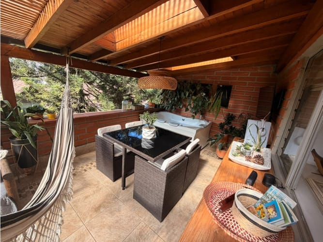 Apartamento de 4 alcobas en venta en La Florida, Medellín, 156 m² · foto 2 de 22