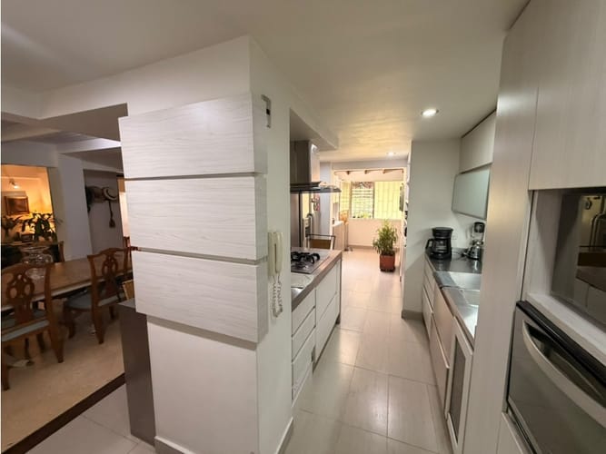 Apartamento de 4 alcobas en venta en La Florida, Medellín, 156 m² · foto 6 de 22