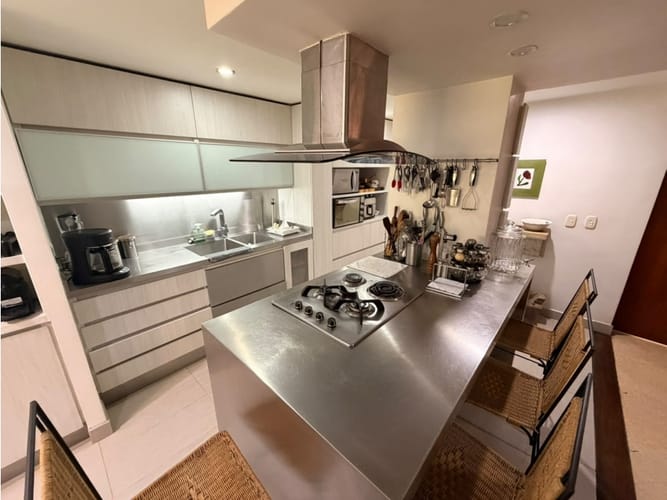 Apartamento de 4 alcobas en venta en La Florida, Medellín, 156 m² · foto 8 de 22
