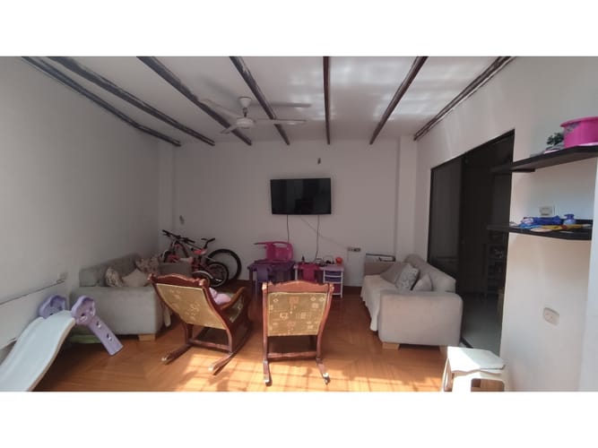 Casa de 9 alcobas en venta en La Julia, Montería, 440 m² · foto 8 de 23