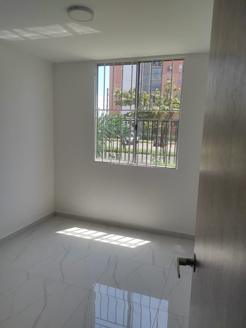 Apartamento de 2 alcobas en arriendo en Villa Fatima, Cali, 65 m² · foto 2 de 17