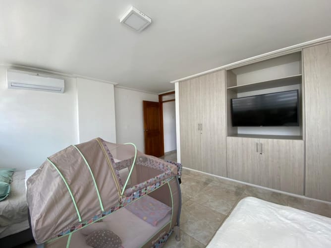 Apartamento de 4 alcobas en arriendo en Bocagrande, Cartagena, 157 m² · foto 10 de 16