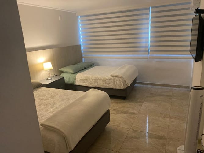 Apartamento de 4 alcobas en arriendo en Bocagrande, Cartagena, 157 m² · foto 5 de 16