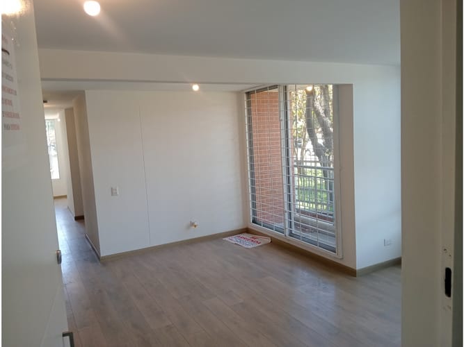 Apartamento de 3 alcobas en venta en Gran Granada, Bogotá, 72 m² · foto 4 de 24
