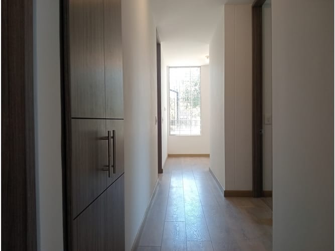 Apartamento de 3 alcobas en venta en Gran Granada, Bogotá, 72 m² · foto 5 de 24