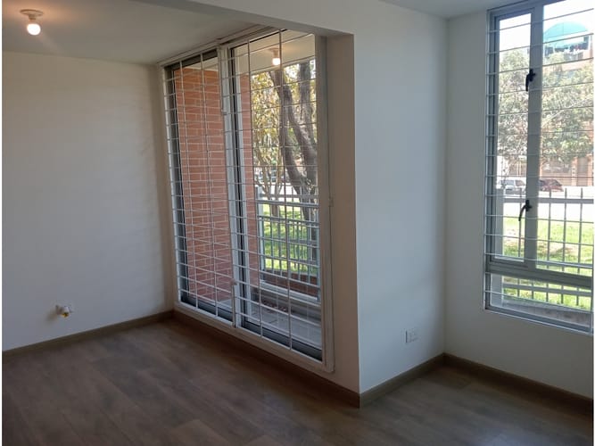 Apartamento de 3 alcobas en venta en Gran Granada, Bogotá, 72 m² · foto 8 de 24