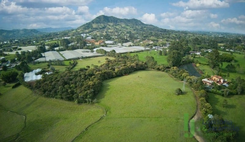 Lote en venta en San Nicolas, La Ceja, 1210 m² · foto 7 de 9