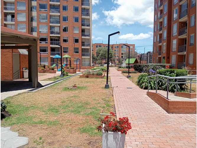 Apartamento de 3 alcobas en venta en Gran Granada, Bogotá, 72 m² · foto 23 de 24