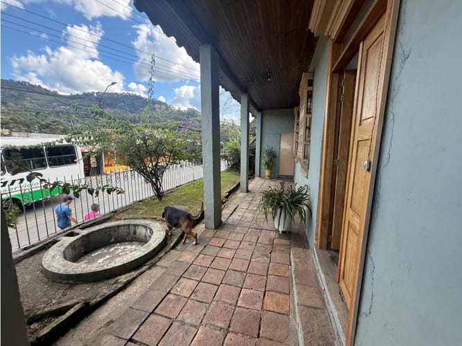 Casa de 8 alcobas en venta en La Tablaza, La Estrella, 440 m² · foto 6 de 24