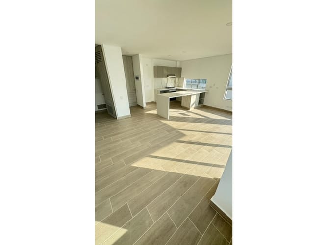 Apartamento de 2 alcobas en arriendo en Serena Del Mar, Cartagena, 91 m² · foto 2 de 14