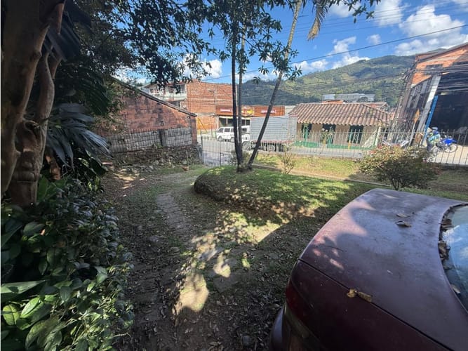 Casa de 8 alcobas en venta en La Tablaza, La Estrella, 440 m² · foto 15 de 24