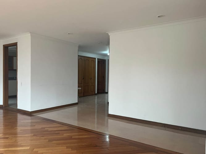 Apartamento de 4 alcobas en arriendo en Santa María De Los Ángeles, Medellín, 180 m² · foto 8 de 18