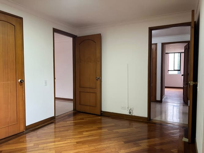 Apartamento de 4 alcobas en arriendo en Santa María De Los Ángeles, Medellín, 180 m² · foto 12 de 18