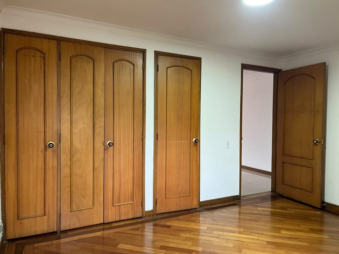 Apartamento de 4 alcobas en arriendo en Santa María De Los Ángeles, Medellín, 180 m² · foto 5 de 18